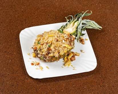 435 - Pineapple Chicken Fried Rice（菠萝鸡丝炒饭）